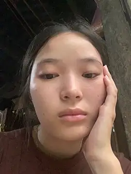 Snapshot of Suzu_xx01 chatting on June 7, 10:37 pm Suzu xx01 online show from June 7, 10:37 pm