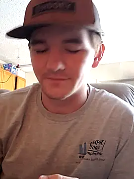 Snapshot of Horus1922 chatting on February 27, 3:01 pm Horus1922 online show from February 27, 3:01 pm