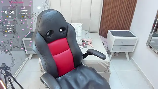 LISIEMARGOTH online show from March 28, 12:50 pm