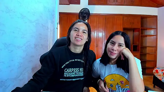 Emily and Soffy online show from April 2, 12:45 pm