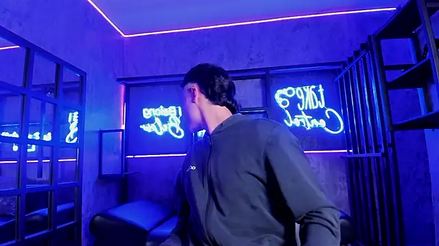 Snapshot of FemNoa chatting on February 23, 1:12 pm FemNoa online show from February 23, 1:12 pm