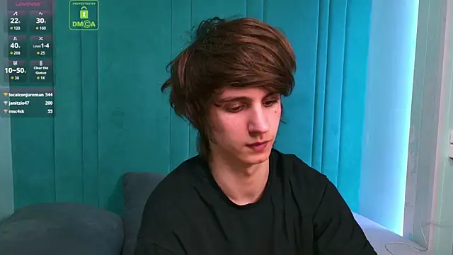 HoogWilder online show from March 8, 2:04 am