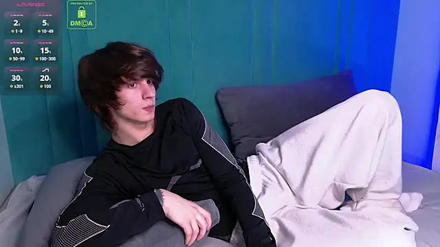 HoogWilder online show from March 23, 8:19 pm