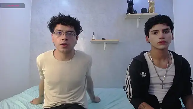 Snapshot of Eliotkinky chatting on February 12, 2:06 pm Eliotkinky online show from February 12, 2:06 pm