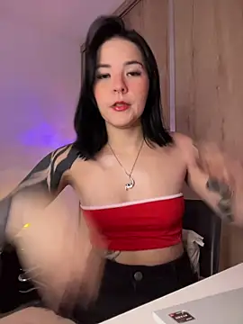 Snapshot of lolibahia chatting on February 12, 6:29 pm lolibahia online show from February 12, 6:29 pm