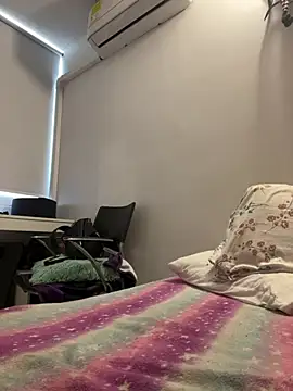 Snapshot of lolibahia chatting on February 21, 8:33 pm lolibahia online show from February 21, 8:33 pm