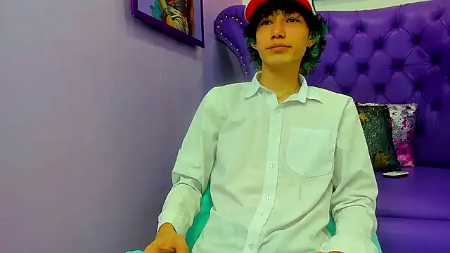 Snapshot of thanier_18 chatting on February 6, 7:21 pm thanier 18 online show from February 6, 7:21 pm