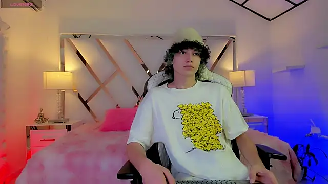 thanier 18 online show from April 12, 7:28 pm