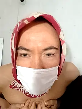 turbanlim07 online show from February 10, 3:00 pm