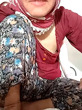 turbanlim07 online show from February 24, 10:10 pm