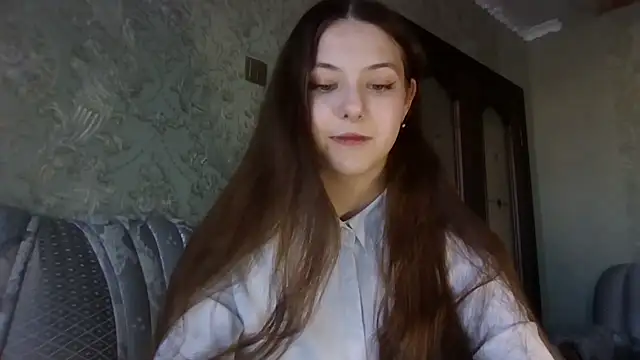 Snapshot of YuniNeko chatting on February 17, 1:08 pm YuniNeko online show from February 17, 1:08 pm