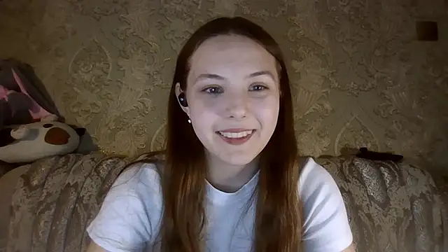 Snapshot of YuniNeko chatting on February 16, 5:11 pm YuniNeko online show from February 16, 5:11 pm