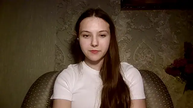 Snapshot of YuniNeko chatting on April 27, 4:38 pm YuniNeko online show from April 27, 4:38 pm