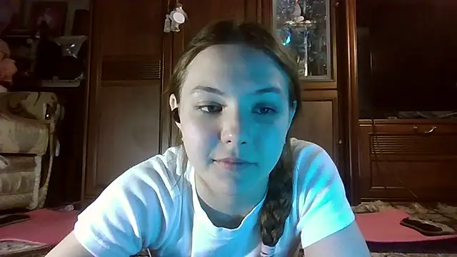 Snapshot of YuniNeko chatting on February 21, 7:16 pm YuniNeko online show from February 21, 7:16 pm