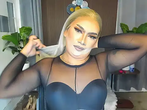 Snapshot of AmandaFlaire_ chatting on July 11, 12:38 pm AmandaFlaire online show from July 11, 12:38 pm