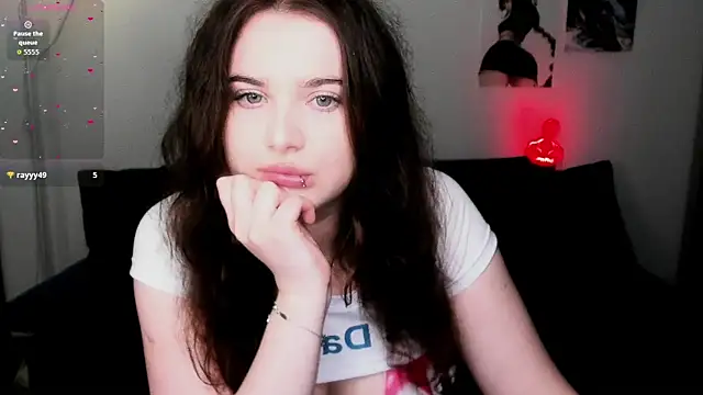 chloe dashh online show from March 28, 7:37 pm