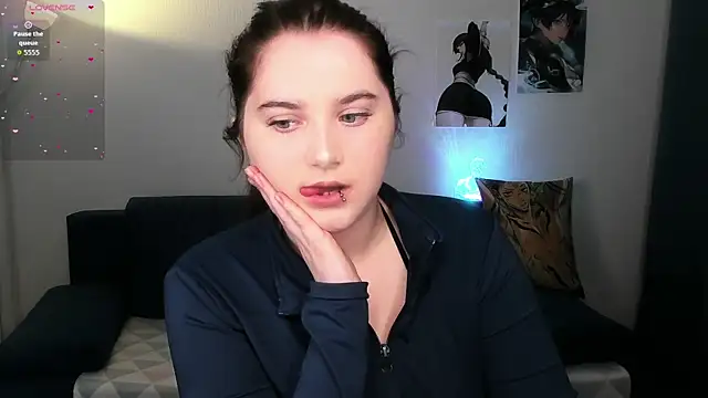 chloe dashh online show from March 14, 4:57 pm