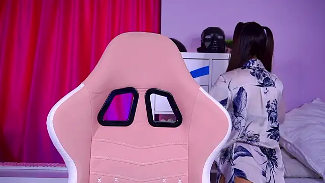 Snapshot of MistyReeds chatting on February 22, 6:16 am MistyReeds online show from February 22, 6:16 am