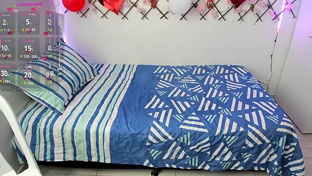 abbyyevanss online show from February 17, 8:39 pm