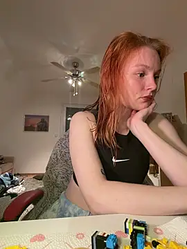 Snapshot of mad_girlygirl chatting on February 20, 5:48 pm mad girlygirl online show from February 20, 5:48 pm