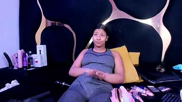 Snapshot of Vaneline2 chatting on June 3, 2:33 pm Vaneline2 online show from June 3, 2:33 pm