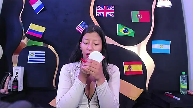 Snapshot of Vaneline2 chatting on June 23, 2:48 pm Vaneline2 online show from June 23, 2:48 pm