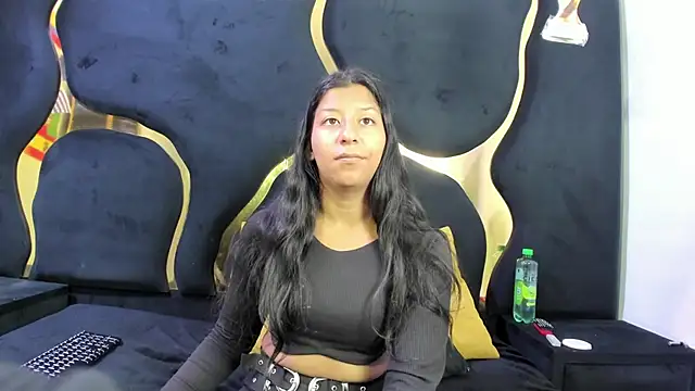 Snapshot of Vaneline2 chatting on June 26, 12:33 pm Vaneline2 online show from June 26, 12:33 pm