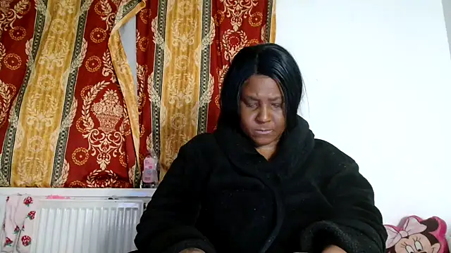 CurvySashia online show from March 5, 12:07 am