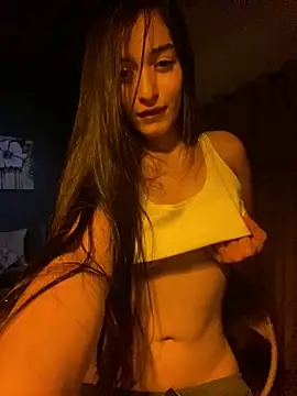 Snapshot of Mia_rivers__ chatting on February 16, 7:51 am Mia rivers online show from February 16, 7:51 am