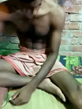 Snapshot of diwana475 chatting on June 12, 3:54 pm diwana475 online show from June 12, 3:54 pm