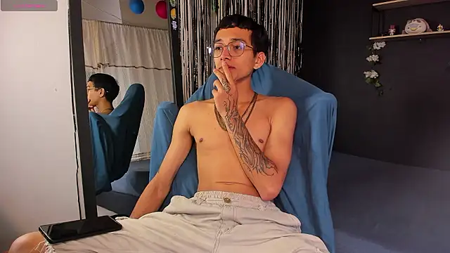  Josh Moon  online show from March 24, 6:19 pm