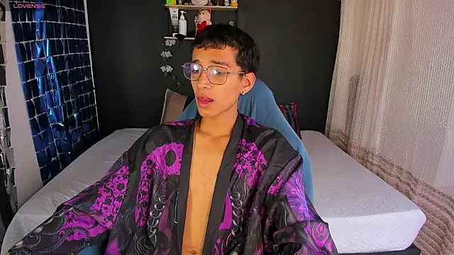  Josh Moon  online show from March 17, 6:00 pm