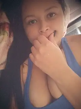 brunaahot online show from June 16, 6:08 pm
