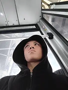 CharlotteKravizz online show from February 24, 8:53 pm