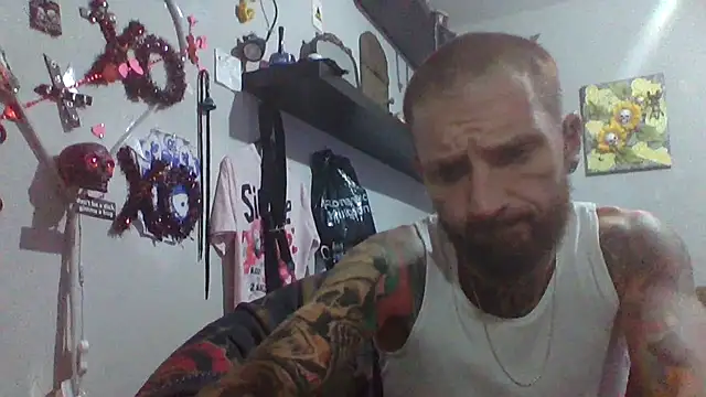 Snapshot of F_D_R_ chatting on February 15, 5:41 am F D R online show from February 15, 5:41 am