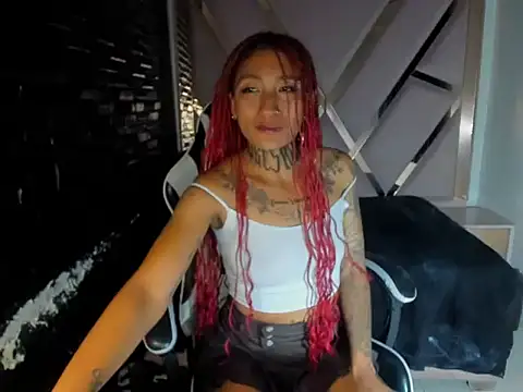 knelaTentationRs online show from February 4, 8:15 pm