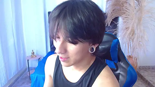 nikoo 18 online show from April 13, 2:43 pm