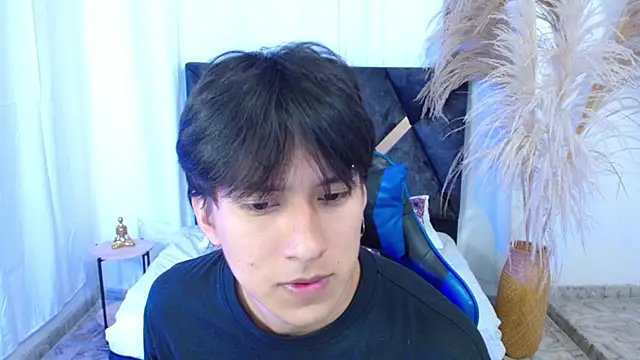 nikoo 18 online show from February 9, 1:20 pm