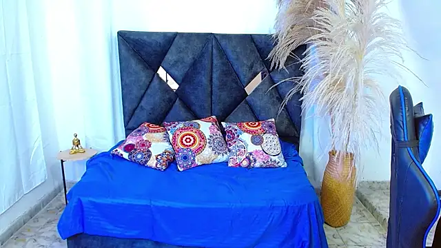 nikoo 18 online show from March 12, 2:10 pm