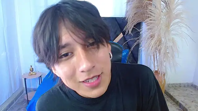 nikoo 18 online show from April 8, 2:29 pm