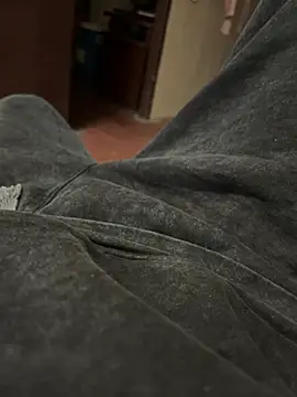 Snapshot of X7med chatting on February 7, 4:26 pm X7med online show from February 7, 4:26 pm