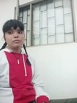 Maggyx online show from April 15, 12:53 pm