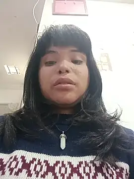 Maggyx online show from March 25, 1:43 pm