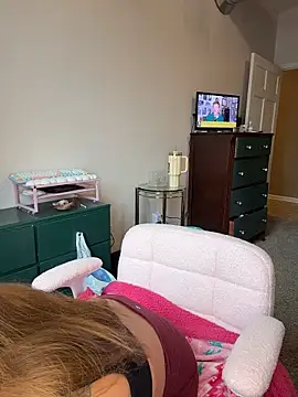 mooviebaby online show from March 31, 7:16 pm