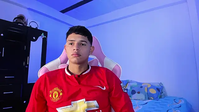 Snapshot of Adrian_Prime_ chatting on February 26, 6:41 pm Adrian Prime online show from February 26, 6:41 pm