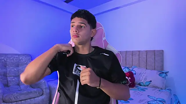 Adrian Prime  online show from April 5, 6:47 pm