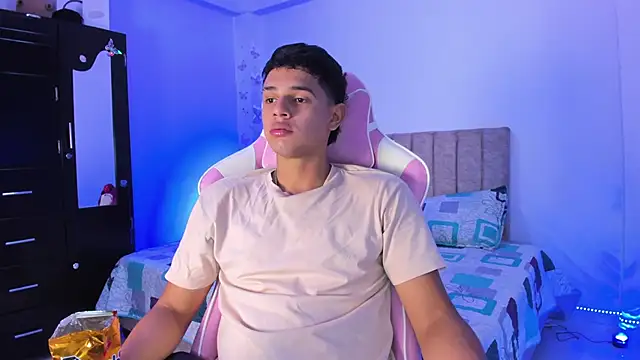 Adrian Prime  online show from March 23, 7:03 pm