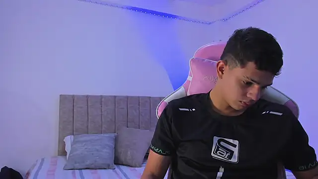 Adrian Prime  online show from June 2, 7:03 pm