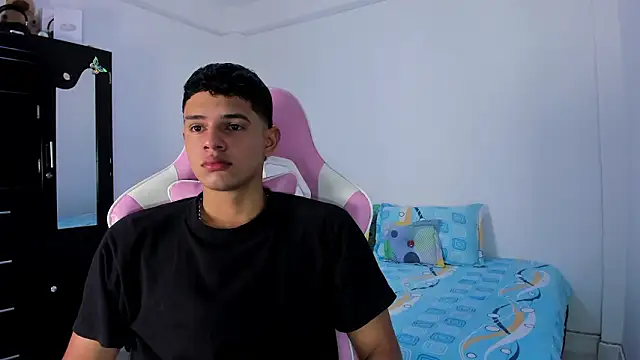 Snapshot of Adrian_Prime_ chatting on February 27, 7:14 pm Adrian Prime online show from February 27, 7:14 pm