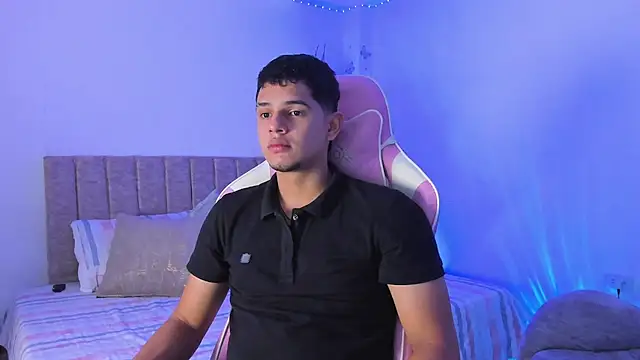 Snapshot of Adrian_Prime_ chatting on June 25, 12:52 am Adrian Prime online show from June 25, 12:52 am